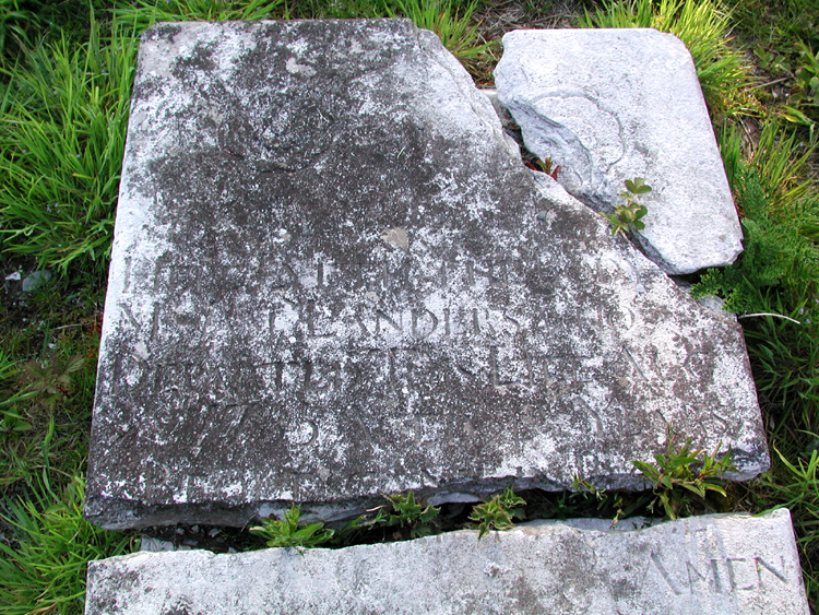 Old grave in Murragh Cemetery 3.jpg 605.3K